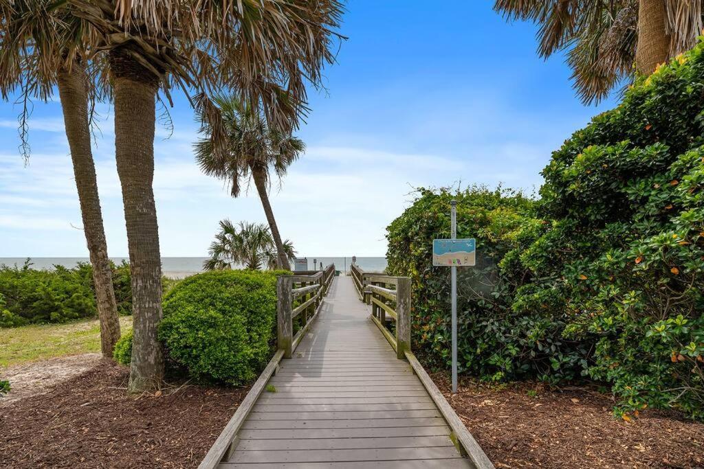 Cabana Palms - Oceanfront Renovated King Bed Sauna Myrtle Beach Exterior photo